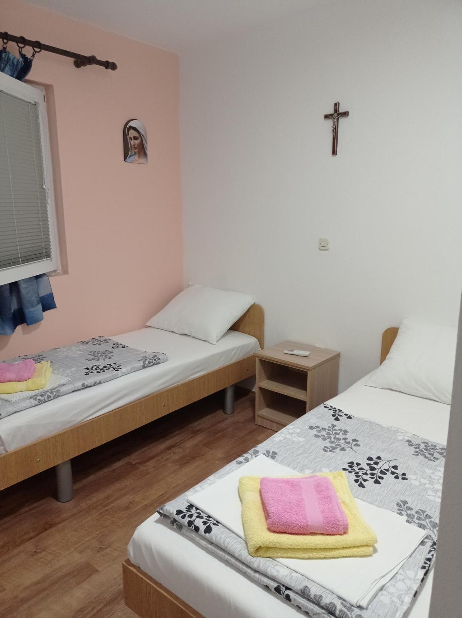 Casa Del Pellegrino M&A - Ostojici Otel Međugorje Dış mekan fotoğraf