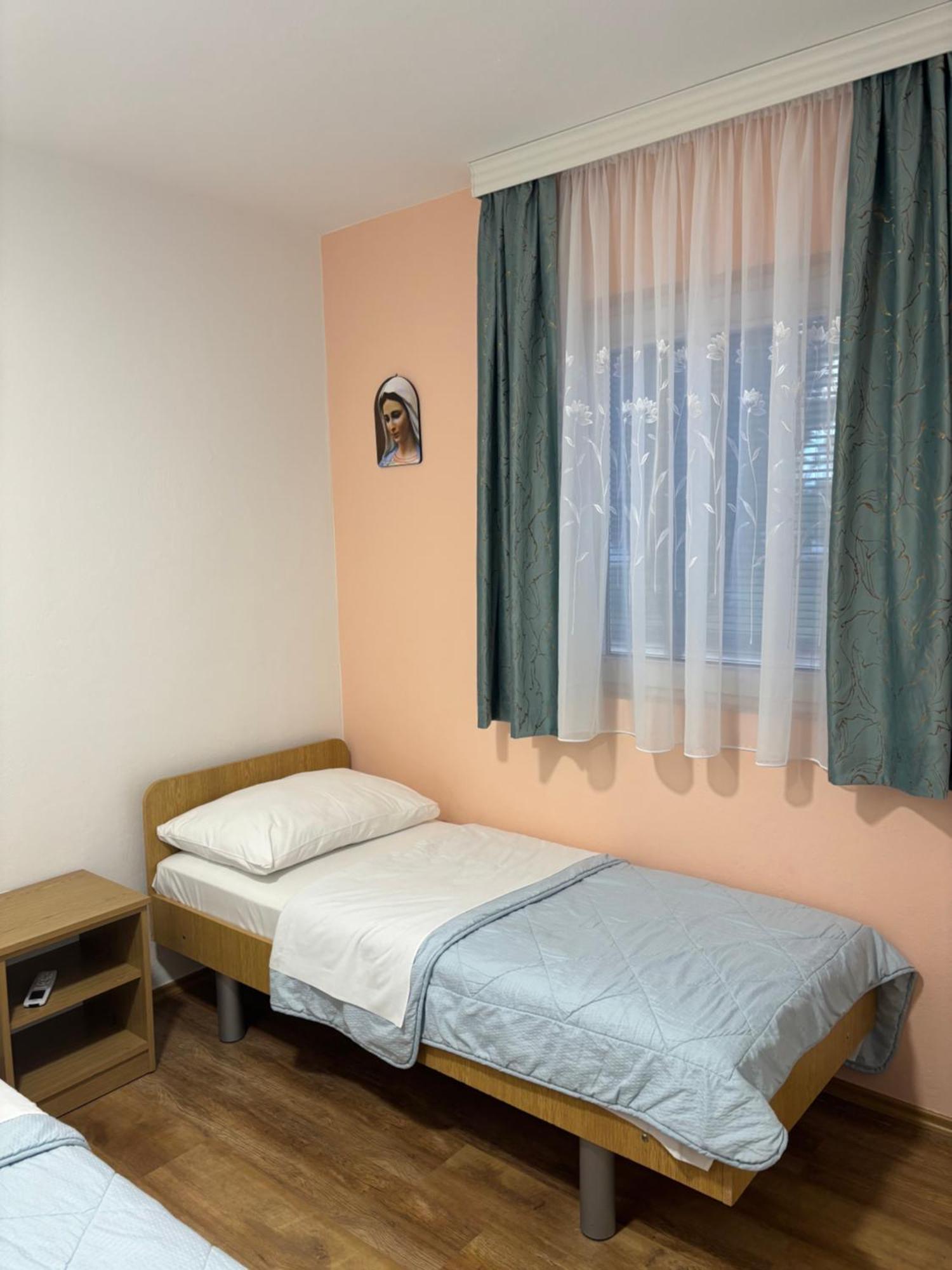 Casa Del Pellegrino M&A - Ostojici Otel Međugorje Dış mekan fotoğraf