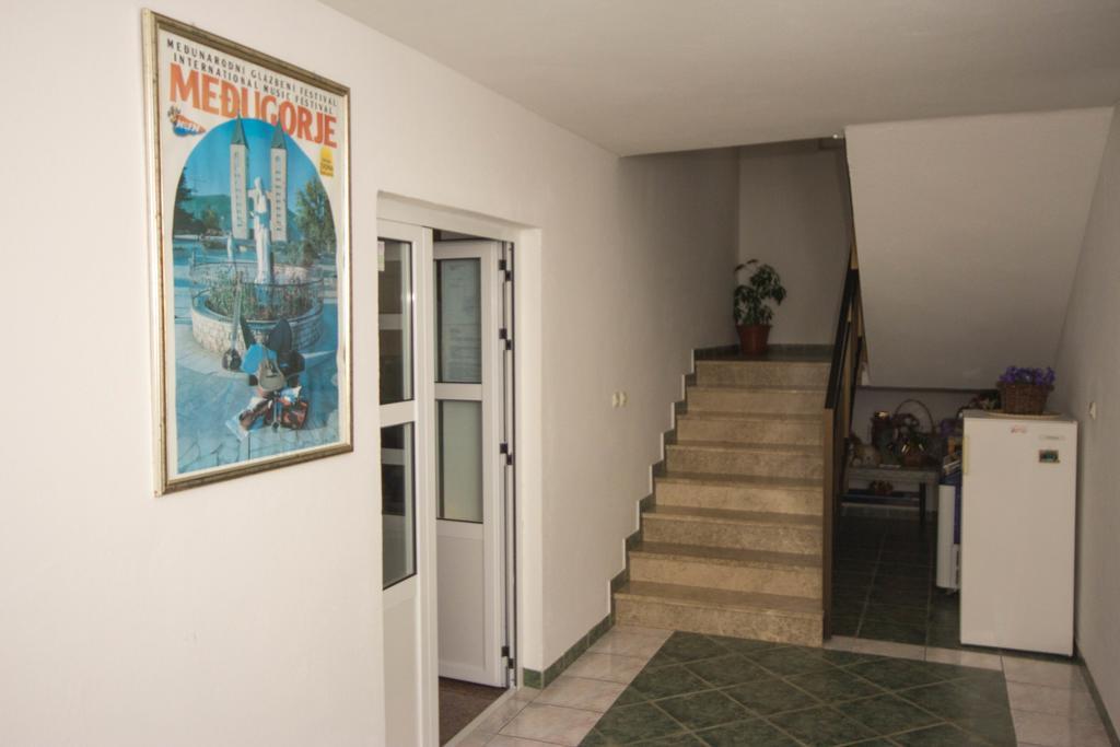 Casa Del Pellegrino M&A - Ostojici Otel Međugorje Dış mekan fotoğraf